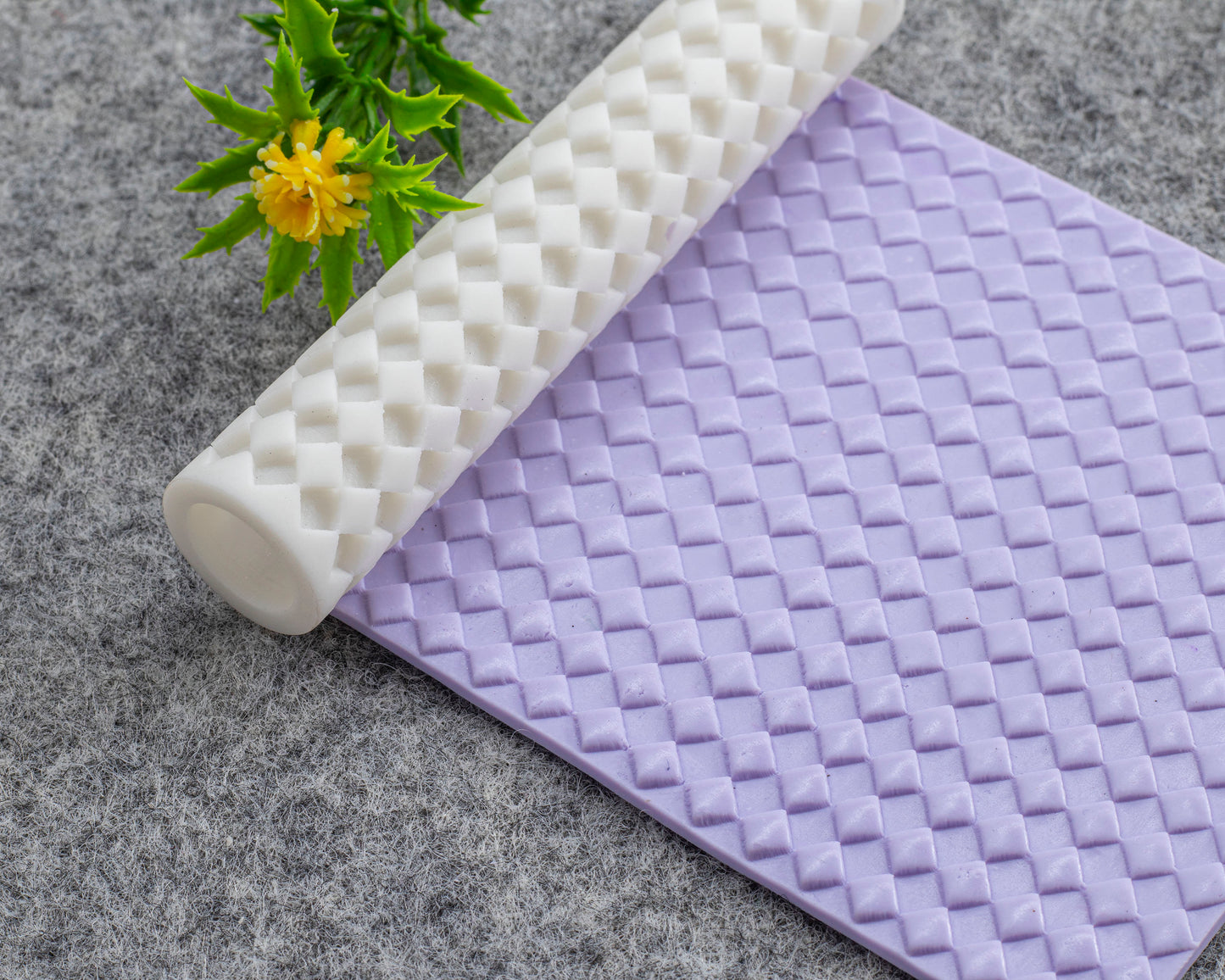 Diamond Texture Roller for Polymer Clay: Pottery Tool (3.93 inches)