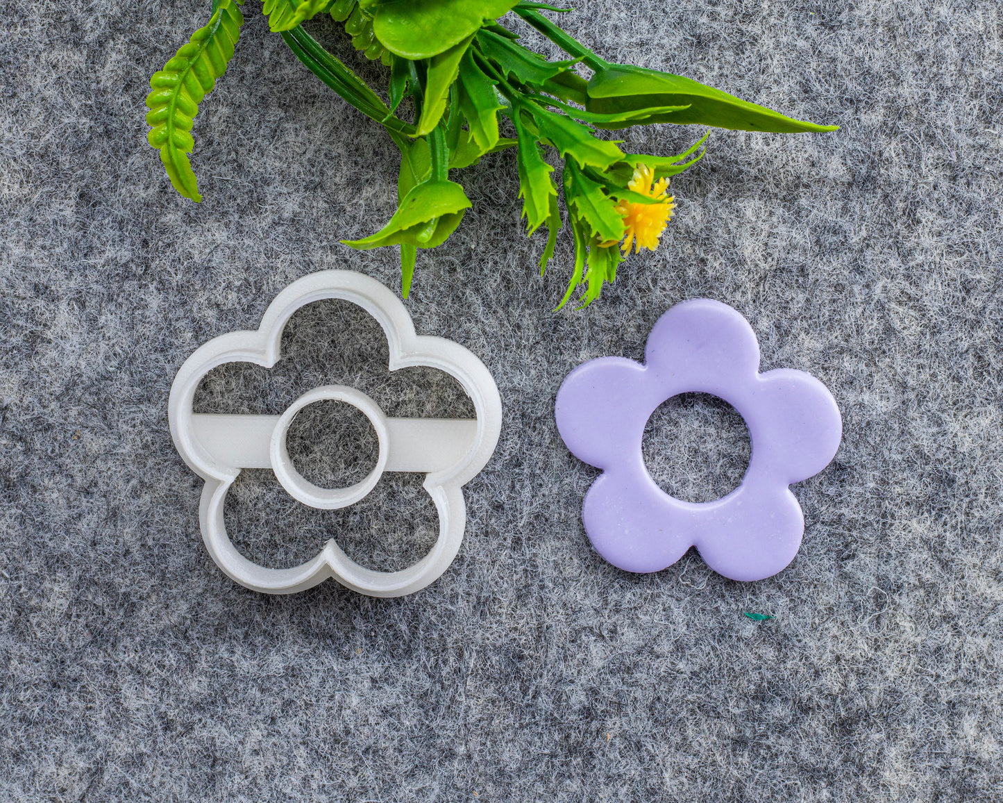 Embossed 5 Petal Flower Clay Cutter: Polymer Earring Tool