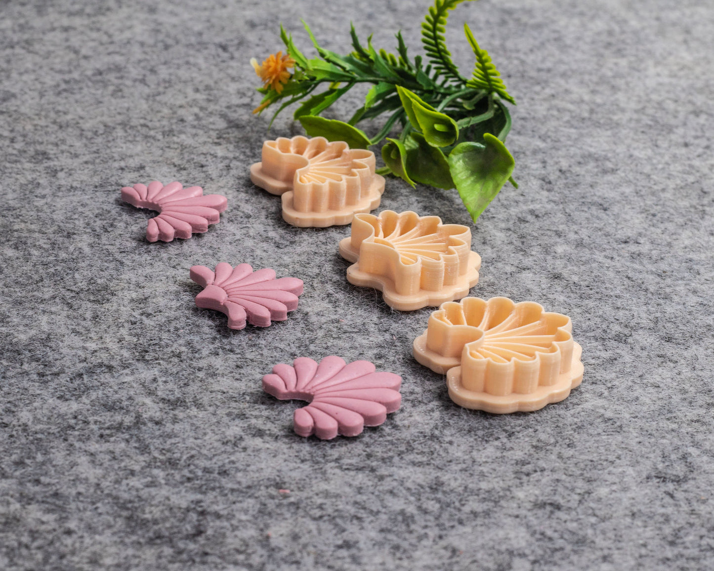 Art Deco Scallop Clay Cutter: Polymer Clay Earring Tool #618