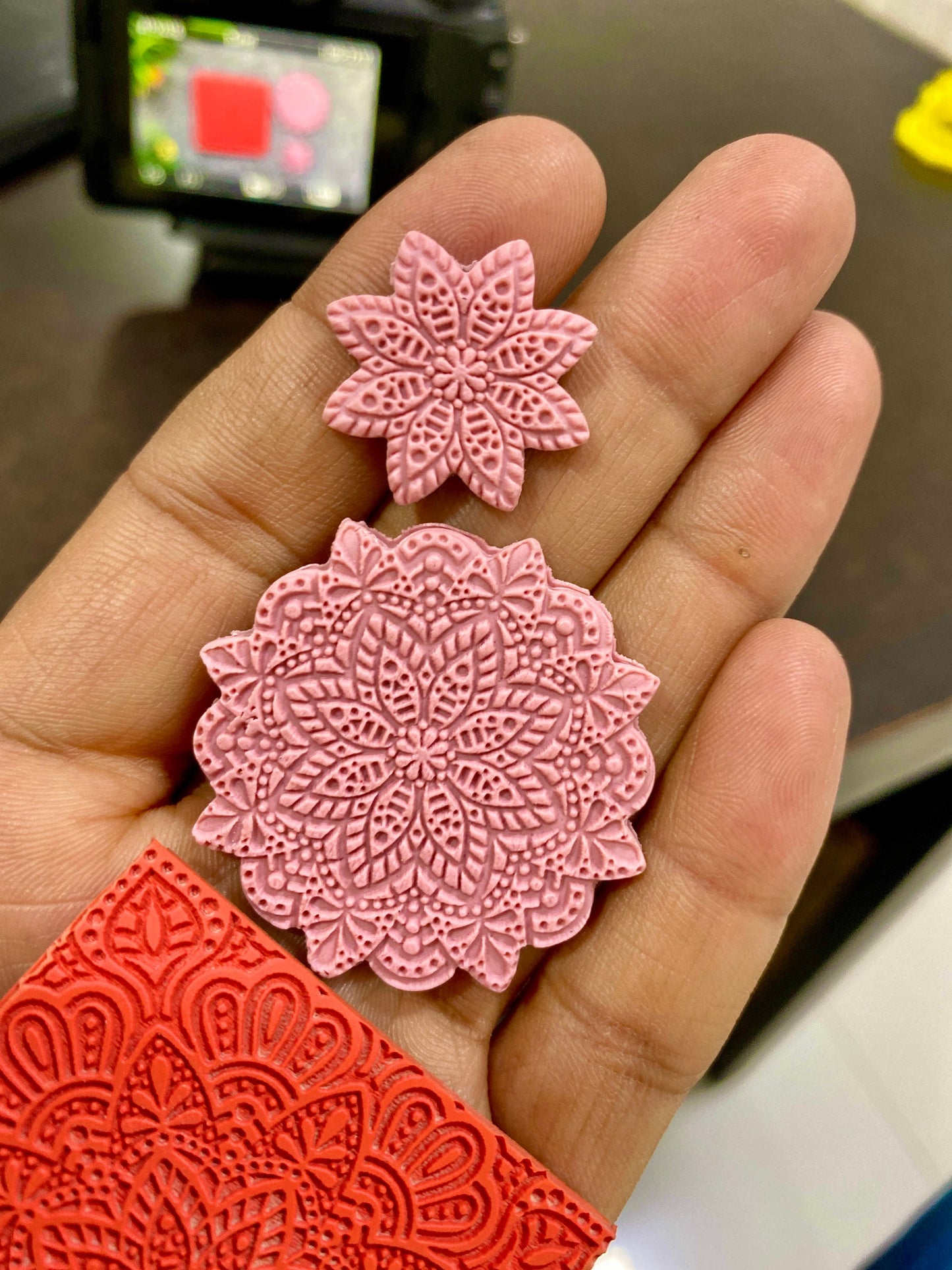 Mandala Texture mat for polymer clay with Cutter , Polymer Clay Rubber Texture mat, Texture Tile mats, Fimo, Sculpey, Cernit 50x50mm