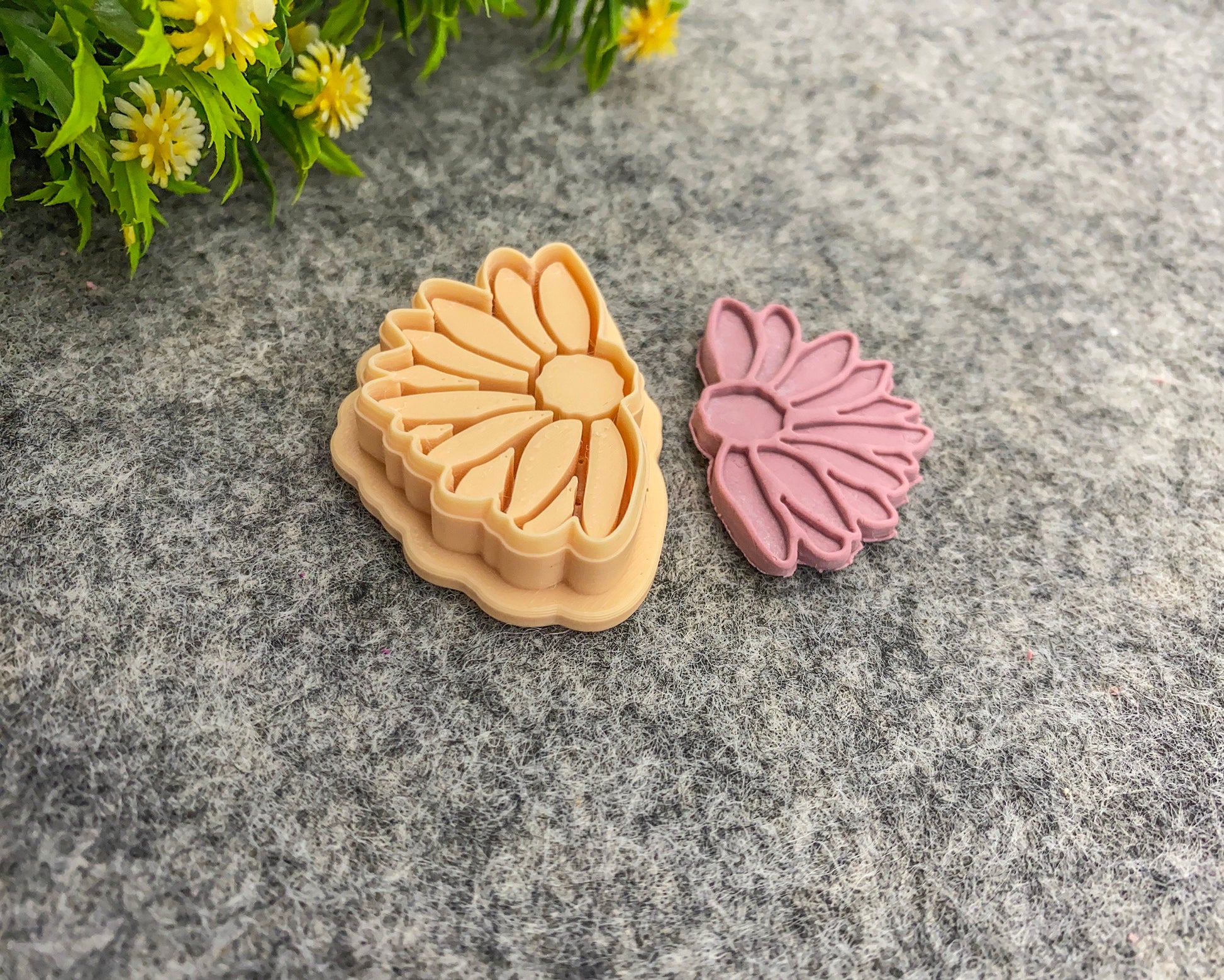 Half daisy debossed flower cutter for polymer clay jewellery